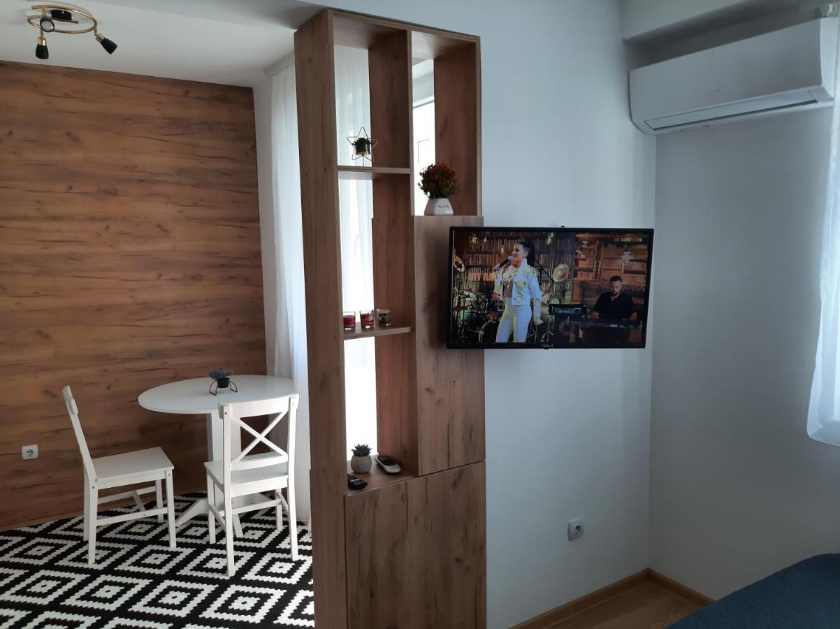Apartman Poco Биелина Экстерьер фото